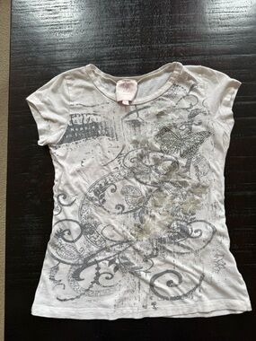 Romeo & Juliet Couture White Graphic Tee with Rhinestone Detail